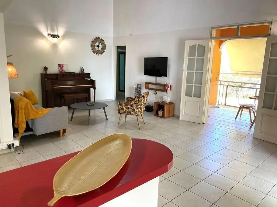 Villa Oriane Elegance Creole A 4 Min Du Chu Et 10 Min De L'Aeroport Лез-Абим Дом отдыха