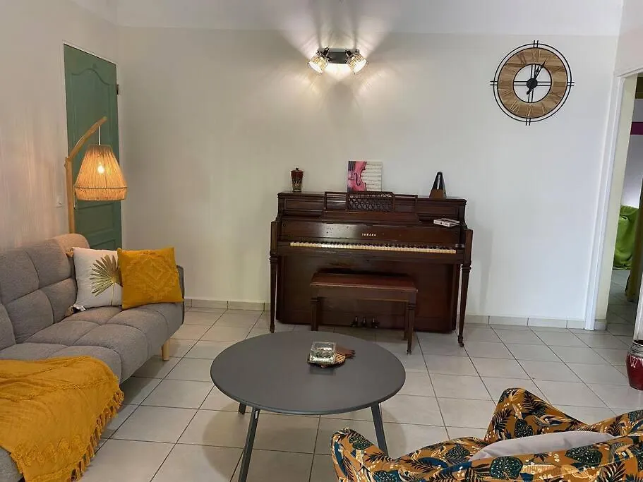 Villa Oriane Elegance Creole A 4 Min Du Chu Et 10 Min De L'Aeroport Лез-Абим 0*,
