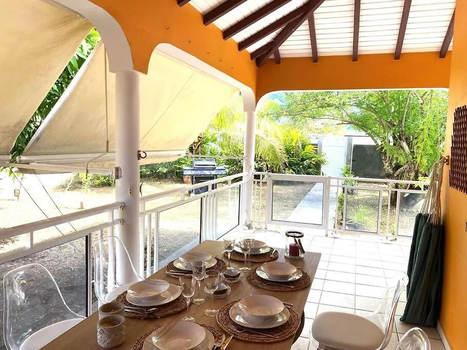Дом отдыха Villa Oriane Elegance Creole A 4 Min Du Chu Et 10 Min De L'Aeroport Лез-Абим